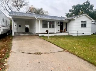 914 Kent Rd, Mexico, MO 65265