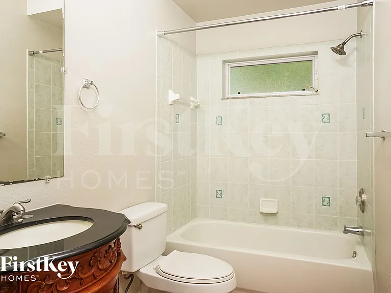 4013 Joann Ter — Photo 17