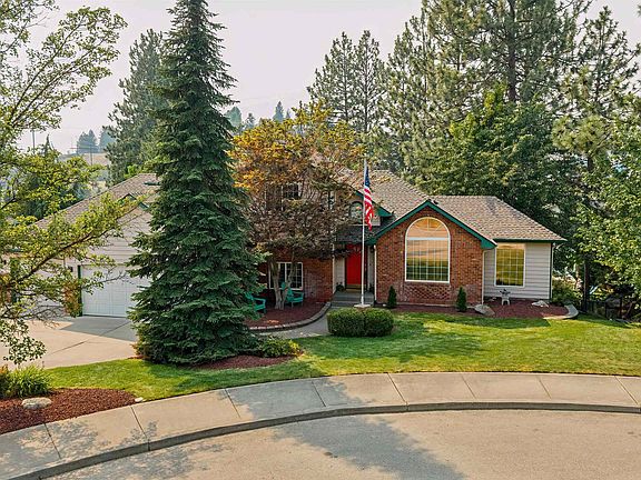 2nd image of 5923 N Northwood Dr