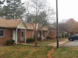 605 8th Ave SW APT B3, Conover, NC 28613