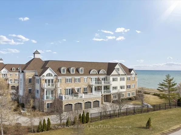 395 Lakebreeze Dr #306, Clarington, ON L1B 0A5