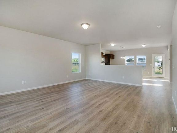 3rd image of 50613 Hunters Edge Dr