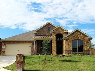 10950 Live Oak Creek Dr, Fort Worth, TX 76108