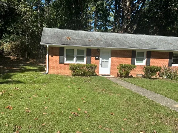 1005 Willow St #A, Fayetteville, NC 28303