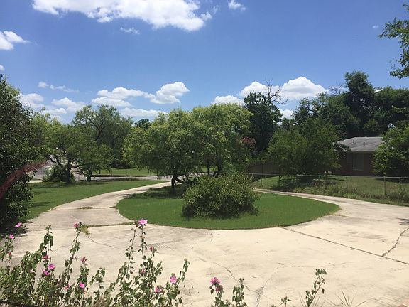 4th image of 103 Sunnycrest Dr