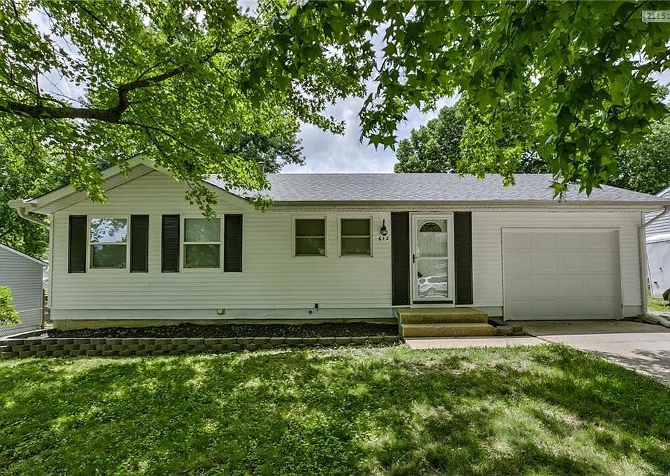 Cozy ranch on cul de sac lot.