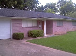 810 Hamilton St, West Columbia, TX 77486