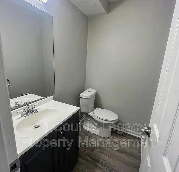 3081 Parkside Ct — Photo 5