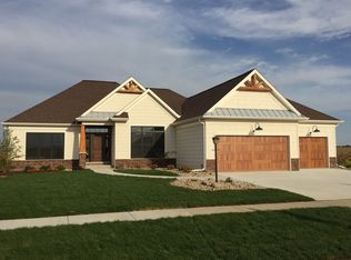 3810 Patriot Ln, Champaign, IL