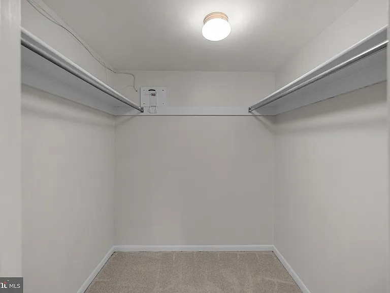 1556 Northgate Sq #12B — Photo 5