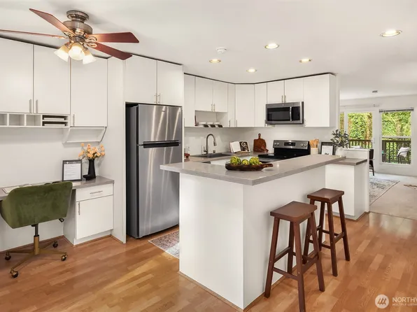 1942 N Northgate Way, Seattle, WA 98133