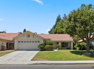 713 Sand Creek Dr, Bakersfield, CA 93312
