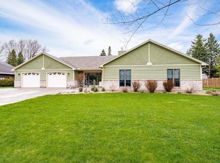 15 Vergennes St, Superior, WI 54880