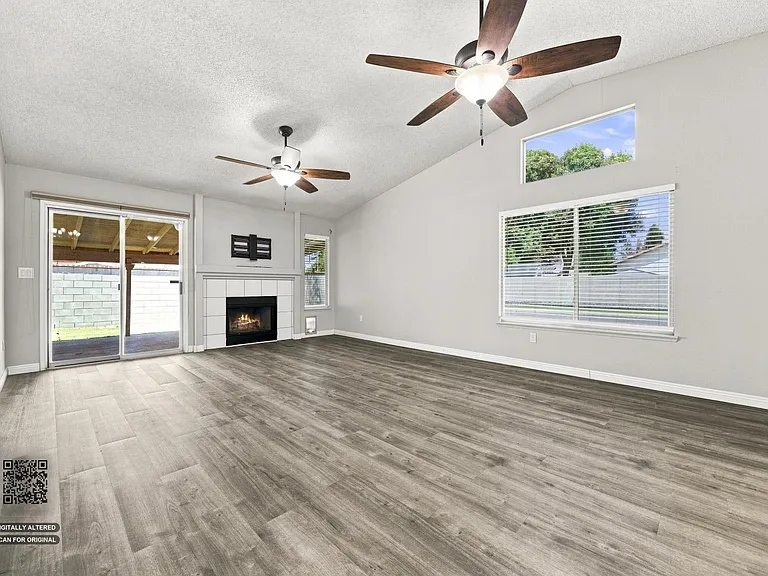 805 Harvest Creek Rd — Photo 3