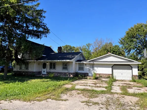 206 S Quarterline St, Ashley, MI 48806