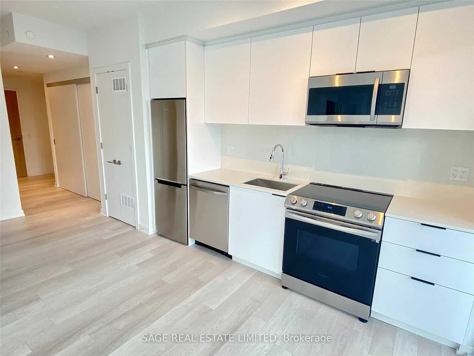 48 Power St — Photo 3
