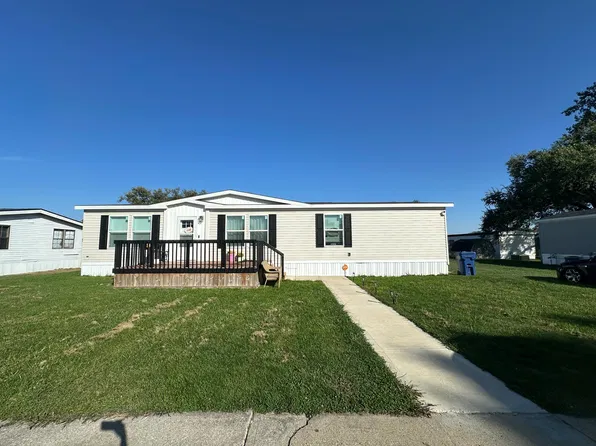 51 Avon Village Dr, Avon, IN 46123