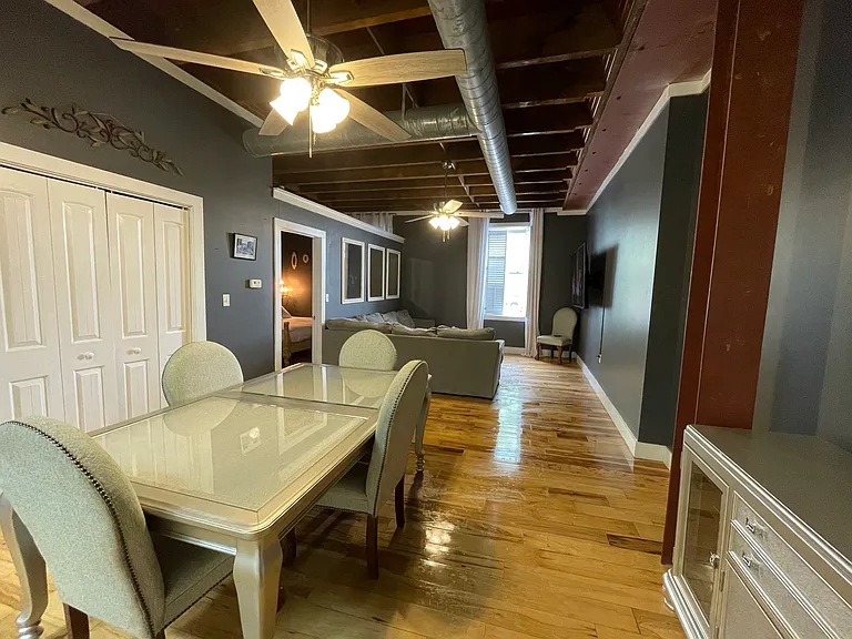 103 Court Sq #4 — Photo 28