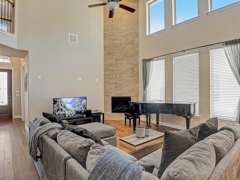 2nd image of 3463 Salvador Ln
