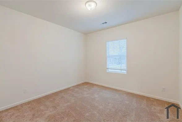 761 Richmond Dr — Photo 1
