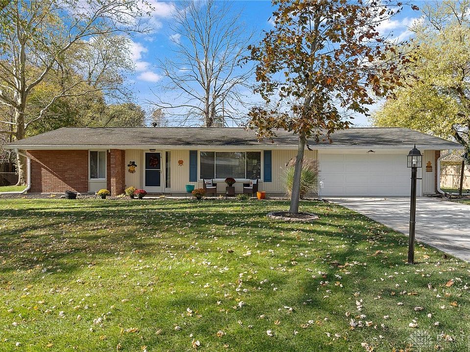 1st image of 2307 Lakeview Dr