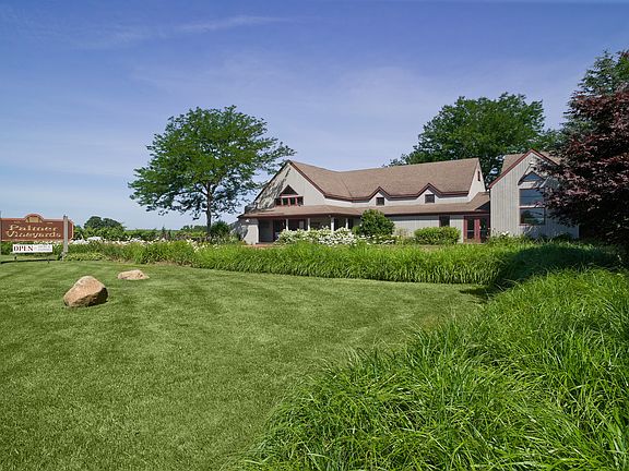 2nd image of 5120 Sound Avenue