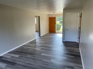 1735 15th Ave APT 5, Kenosha, WI 53140