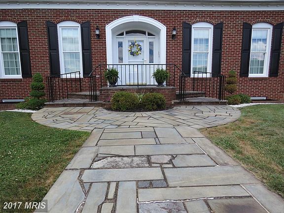 2nd image of 11476 Fox Hill Ln