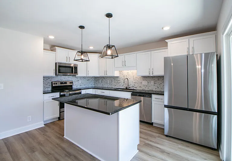 433 Pomeroy Dr — Photo 5