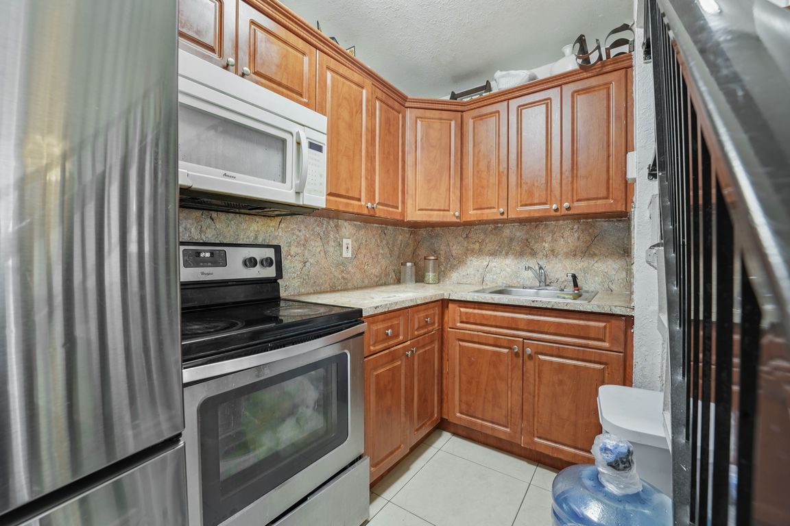 next background image