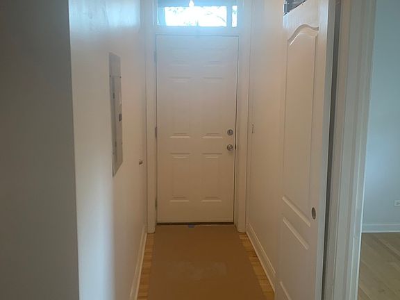 5th image of 5940 S King Dr Unit 4W