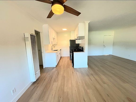 3rd image of 2352 Glendale Blvd