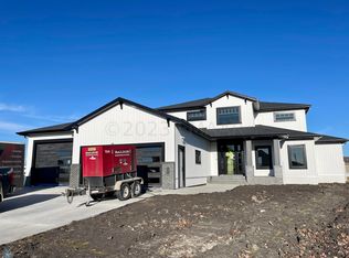 1421 71st Ave S, Fargo, ND