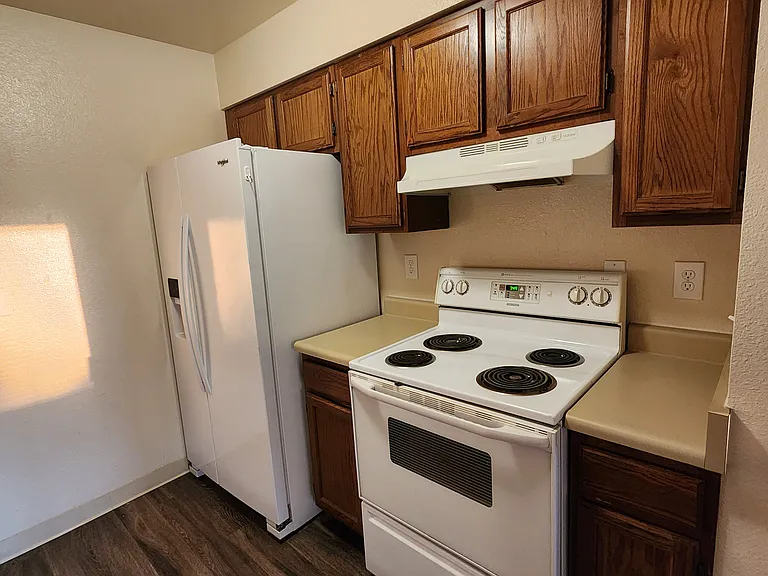 539 Wright St #306 — Photo 22