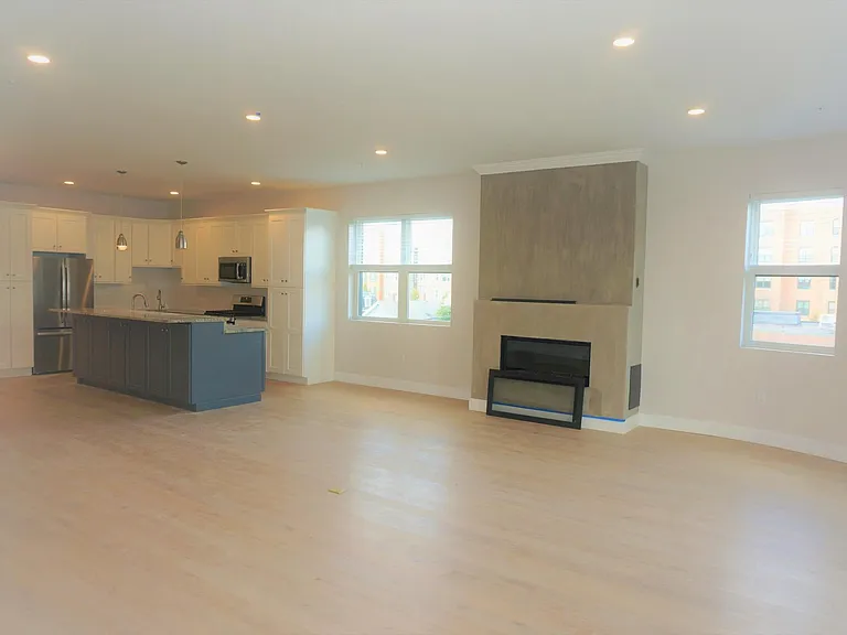 99 Moody St #Penthouse 9 — Photo 8