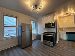 92 Woodlawn Ave #5F, Jersey City, NJ 07305