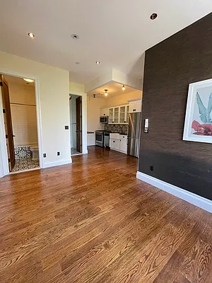 Rented by Voro NYC | media 14