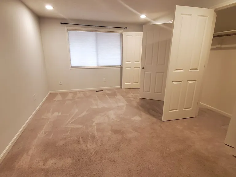 10112 SW Crystal St — Photo 9