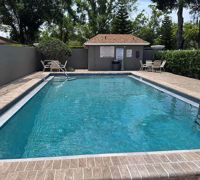 10128 Lake Oak Cir — Photo 2
