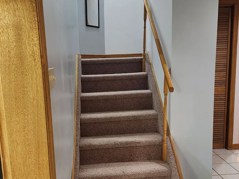 9 Scarlett Dr #LOWER — Photo 10
