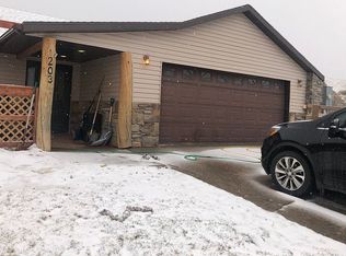 203 Wall St, Evanston, WY 82930