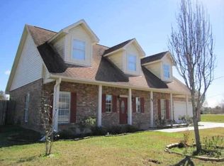 96 Mockingbird Ln, Bridge City, TX 77611