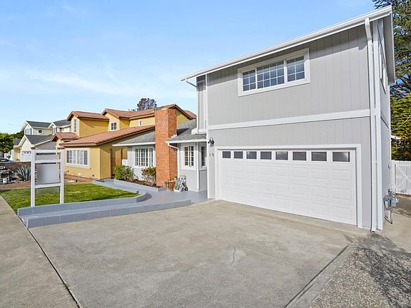 3rd image of 15 Capay Cir