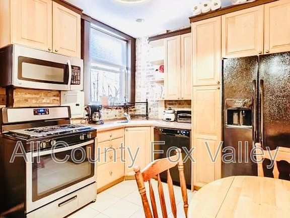 4th image of 6621 N Lakewood Ave #1E