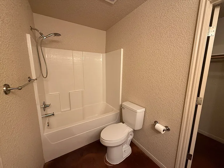 3601 John Chisholm Loop — Photo 22