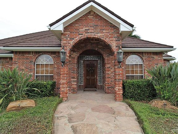 2nd image of 1617 Sheri Lee Dr