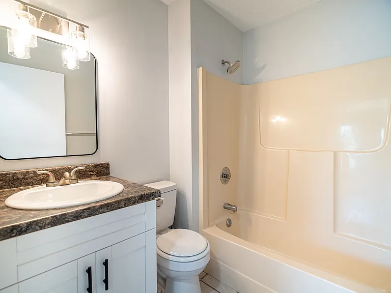 5254 Treetops Dr — Photo 13