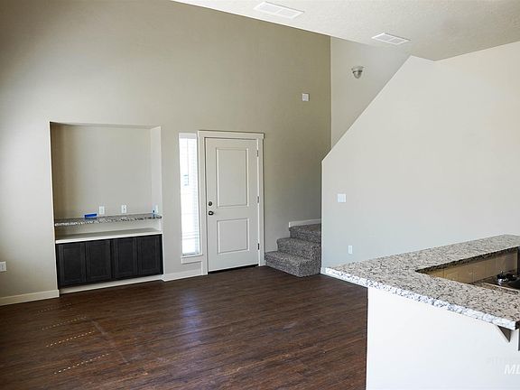4th image of 7340 N Lucy Rose Ln