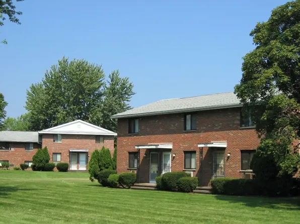 Northampton Apartments, 754 Spencerport Rd #1, Rochester, NY 14606