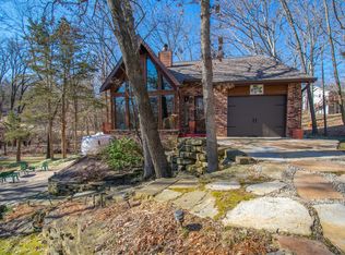 2020 Chickadee Rd, Jefferson City, MO 65101